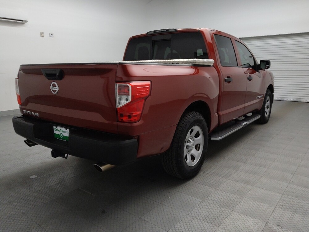 2018 Nissan Titan in Tulsa, OK 74145 - 18130263 9