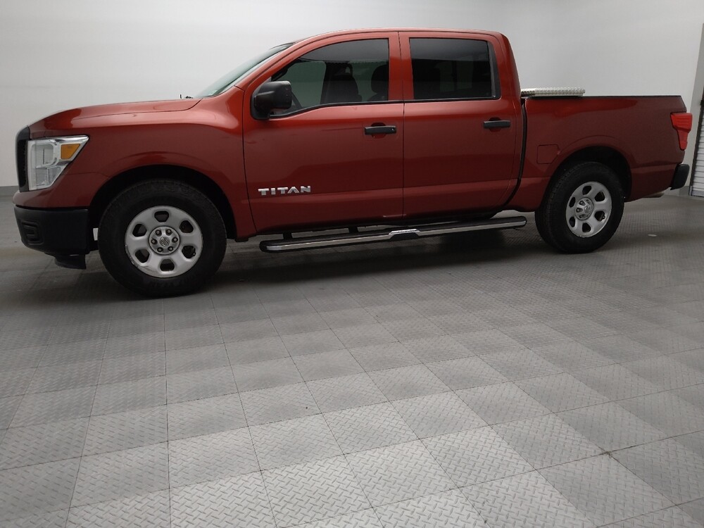 2018 Nissan Titan in Tulsa, OK 74145 - 18130263 2