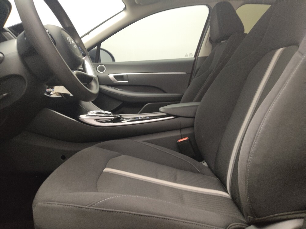 2023 Hyundai Sonata in Tulsa, OK 74145 - 18130265 17