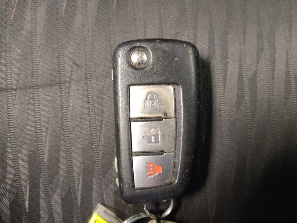 2020 Nissan Rogue in Tulsa, OK 74145 - 18130267 32