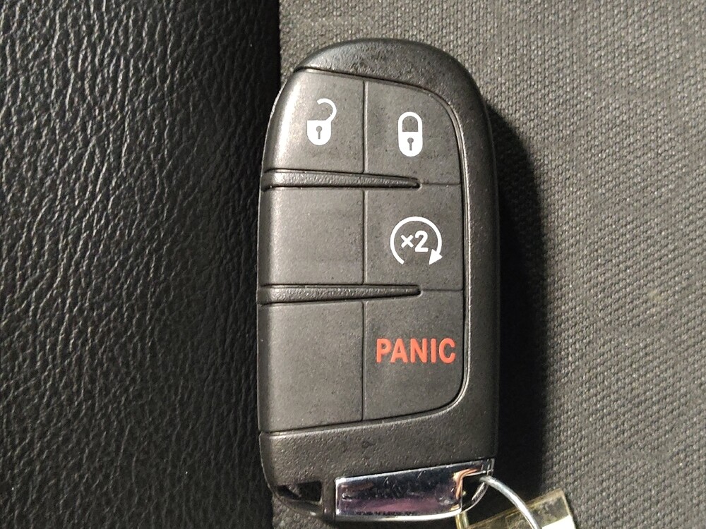 2019 Jeep Compass in Plano, TX 75074 - 18130274 32