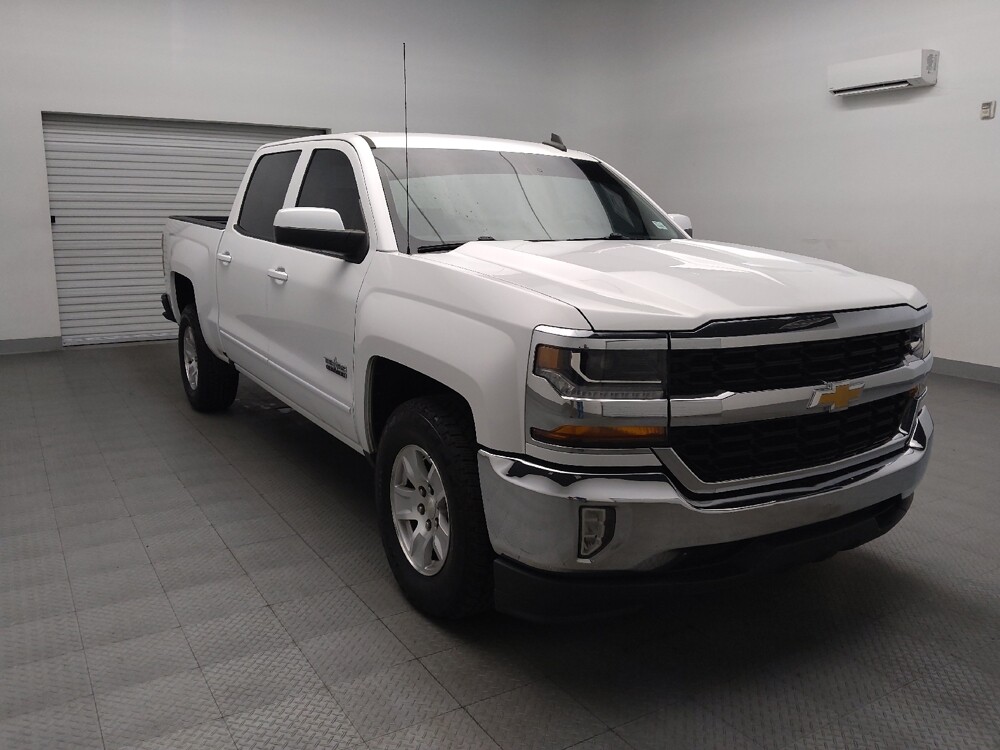 2018 Chevrolet Silverado 1500 in Lubbock, TX 79424 - 18130275 13