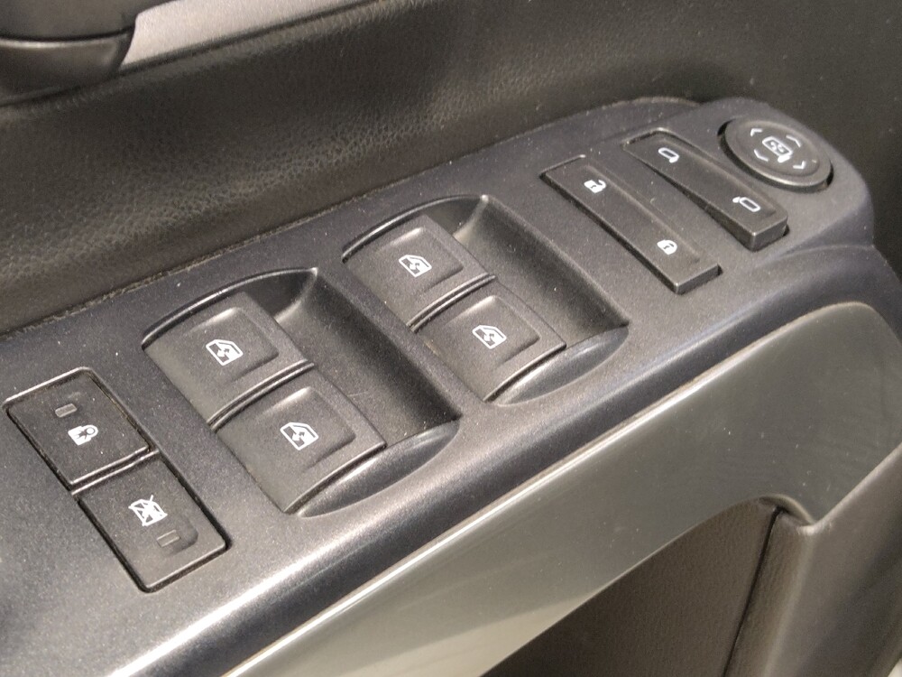 2018 Chevrolet Silverado 1500 in Lubbock, TX 79424 - 18130275 27