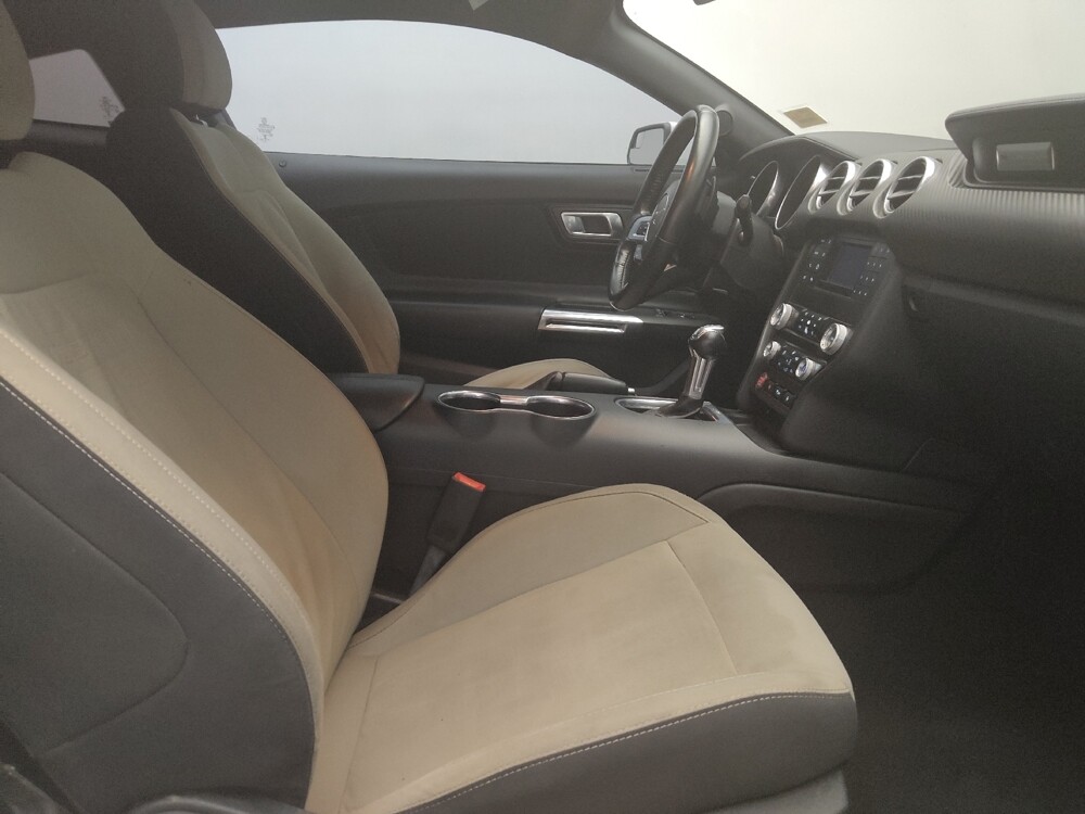 2019 Ford Mustang in Lewisville, TX 75067 - 18130280 21