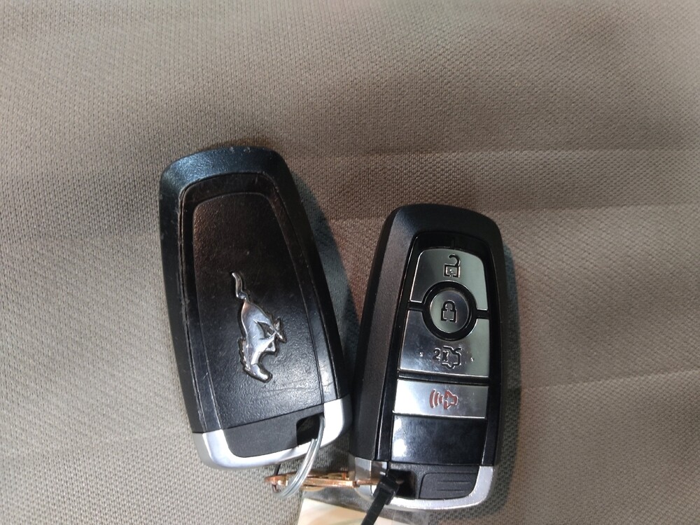 2019 Ford Mustang in Lewisville, TX 75067 - 18130280 32