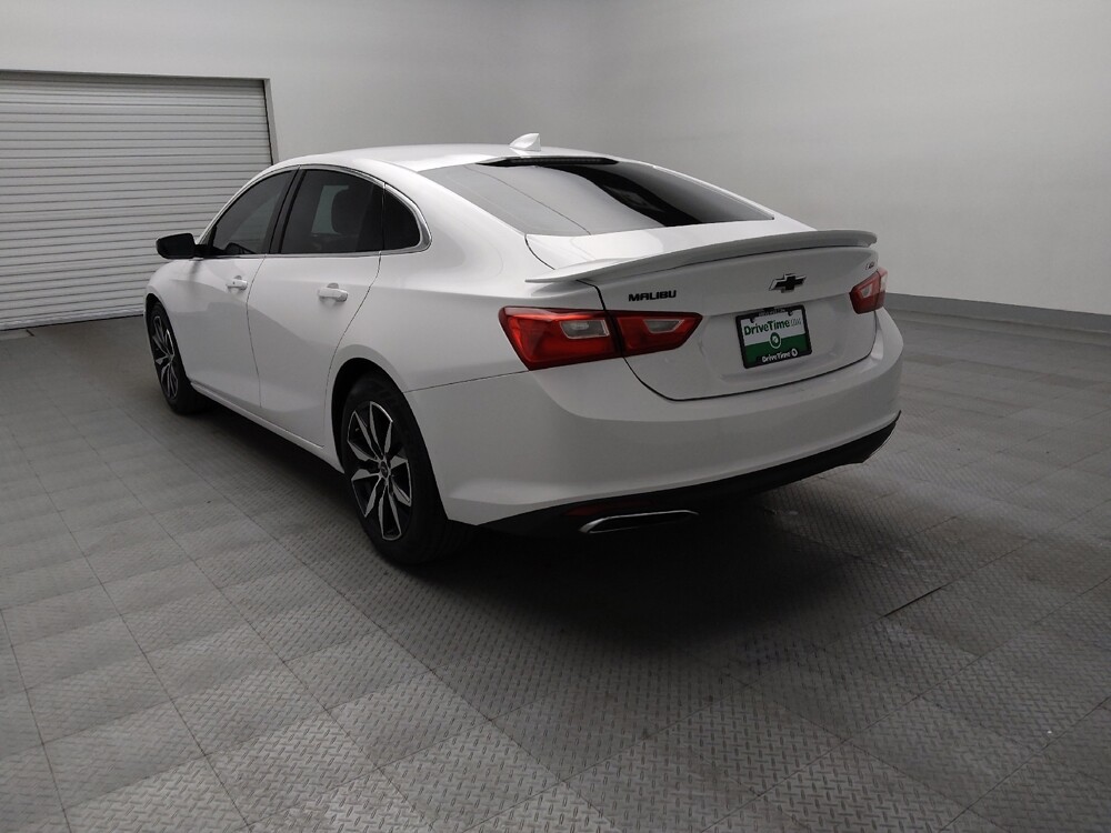 2020 Chevrolet Malibu in Lewisville, TX 75067 - 18130282 5