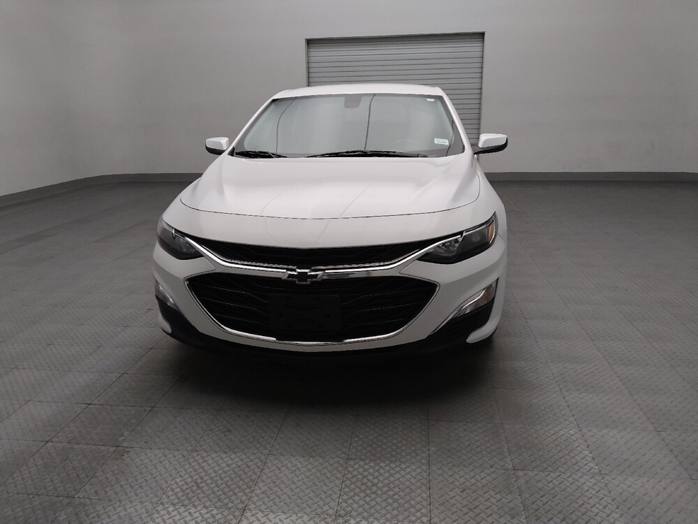 2020 Chevrolet Malibu in Lewisville, TX 75067 - 18130282 15