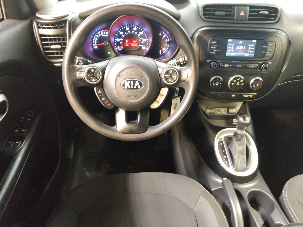 2016 Kia Soul in Tampa, FL 33619 - 18130284 22