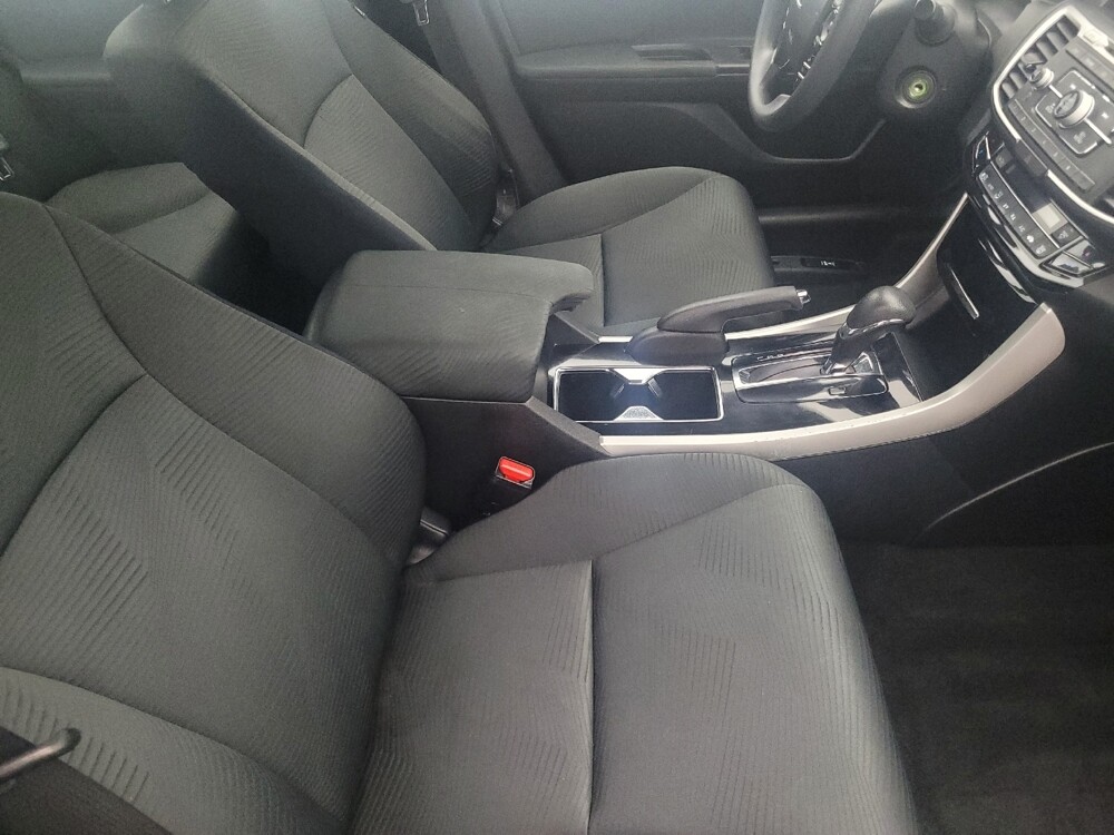 2016 Honda Accord in Fort Myers, FL 33907 - 18130289 21