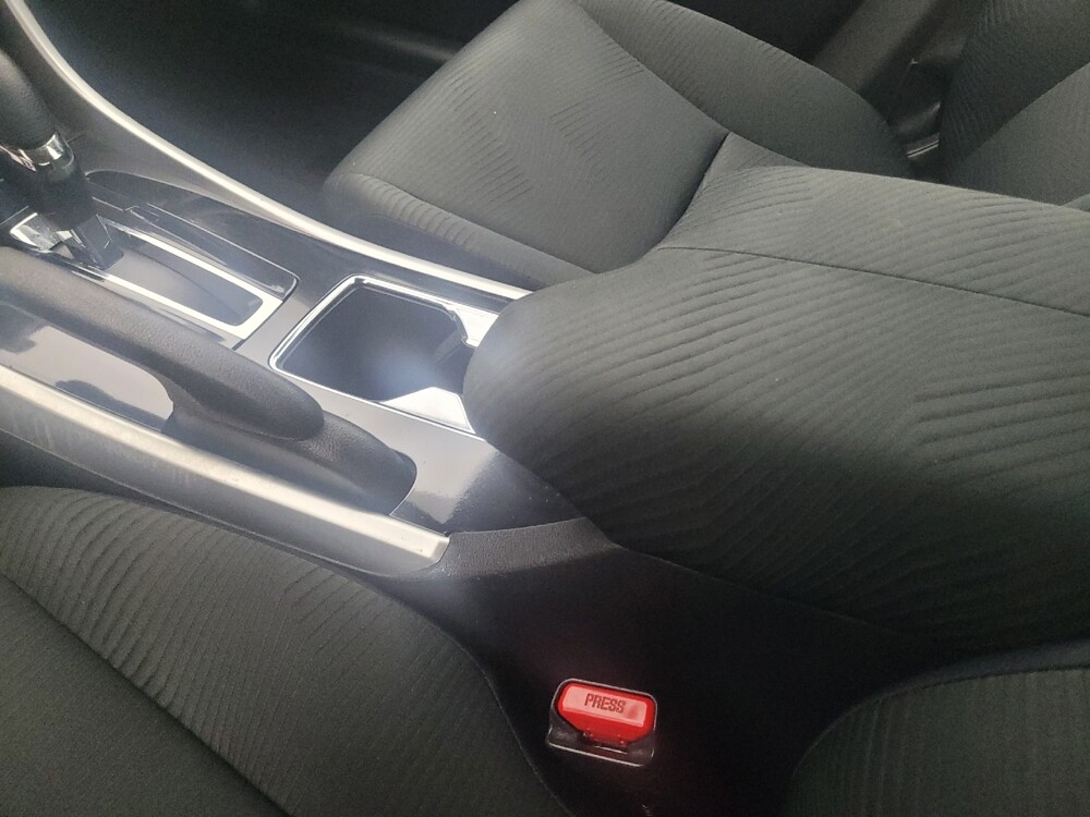 2016 Honda Accord in Fort Myers, FL 33907 - 18130289 26