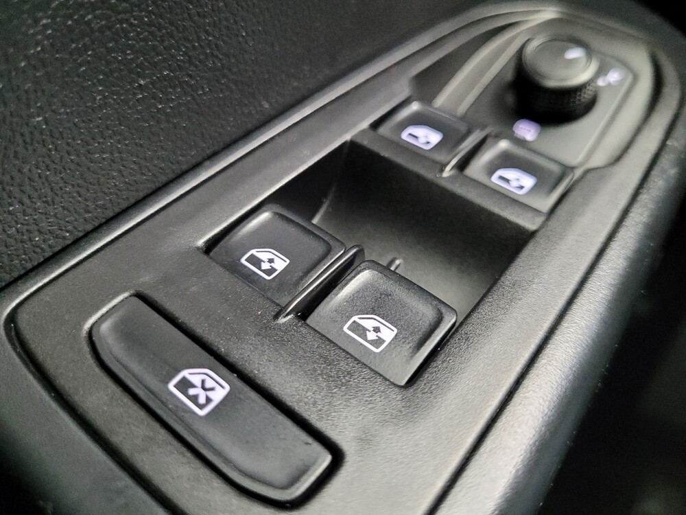 2024 Volkswagen Taos in Las Vegas, NV 89104 - 18130292 27