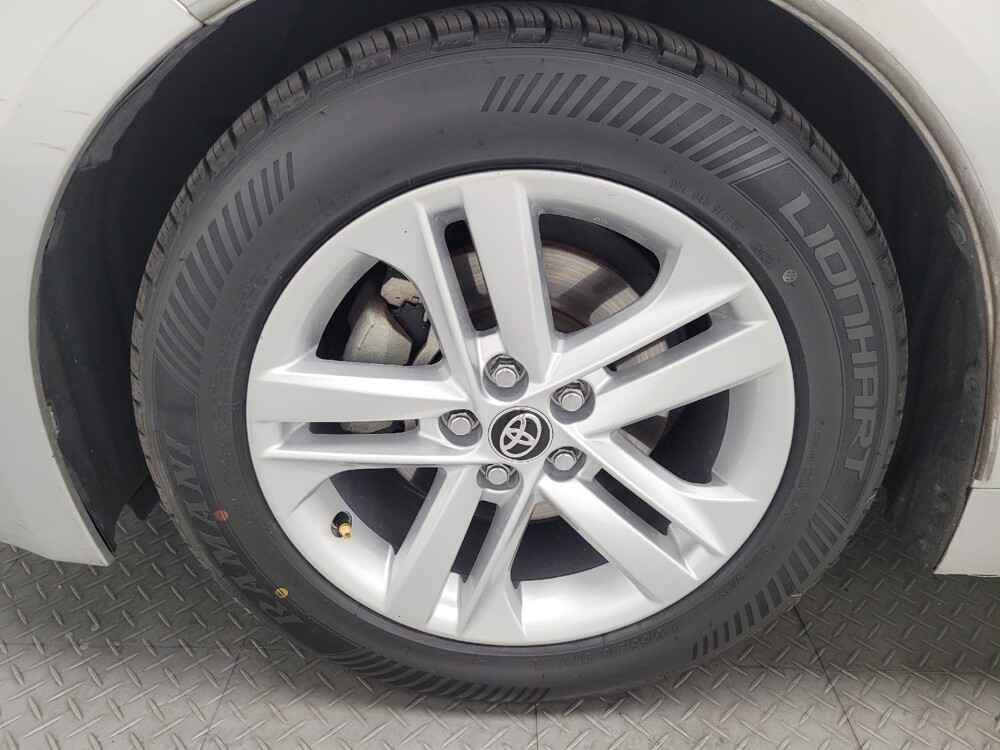 2019 Toyota Corolla in Las Vegas, NV 89104 - 18130295 31