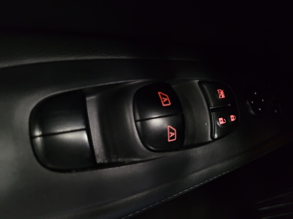 2020 Nissan Pathfinder in Las Vegas, NV 89104 - 18130296 27