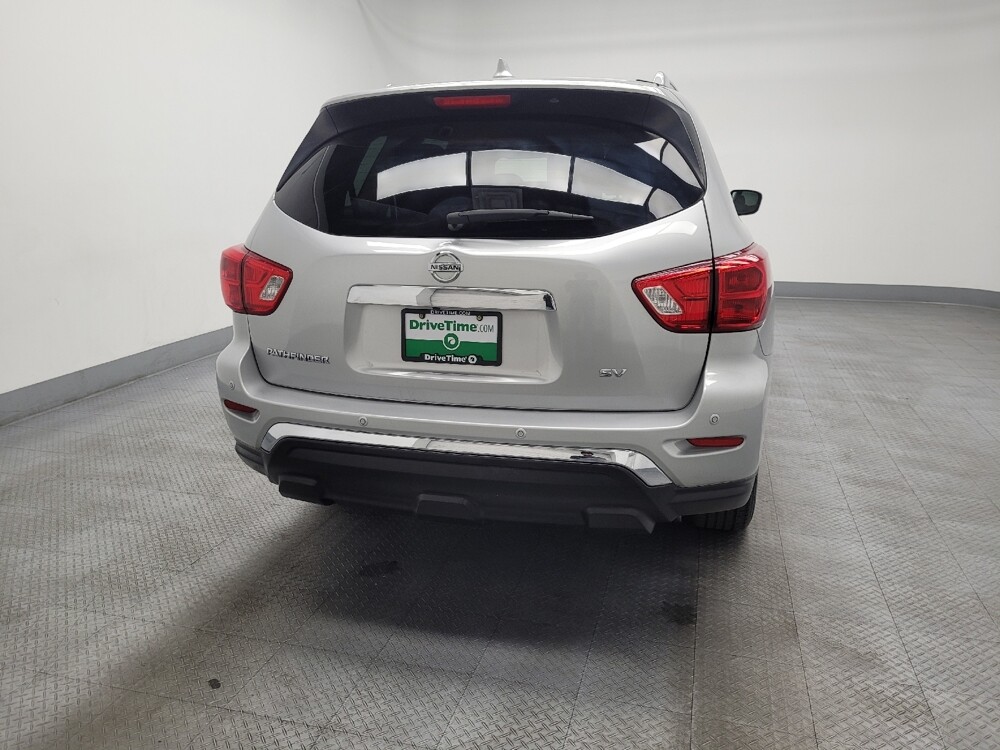 2020 Nissan Pathfinder in Las Vegas, NV 89104 - 18130296 7