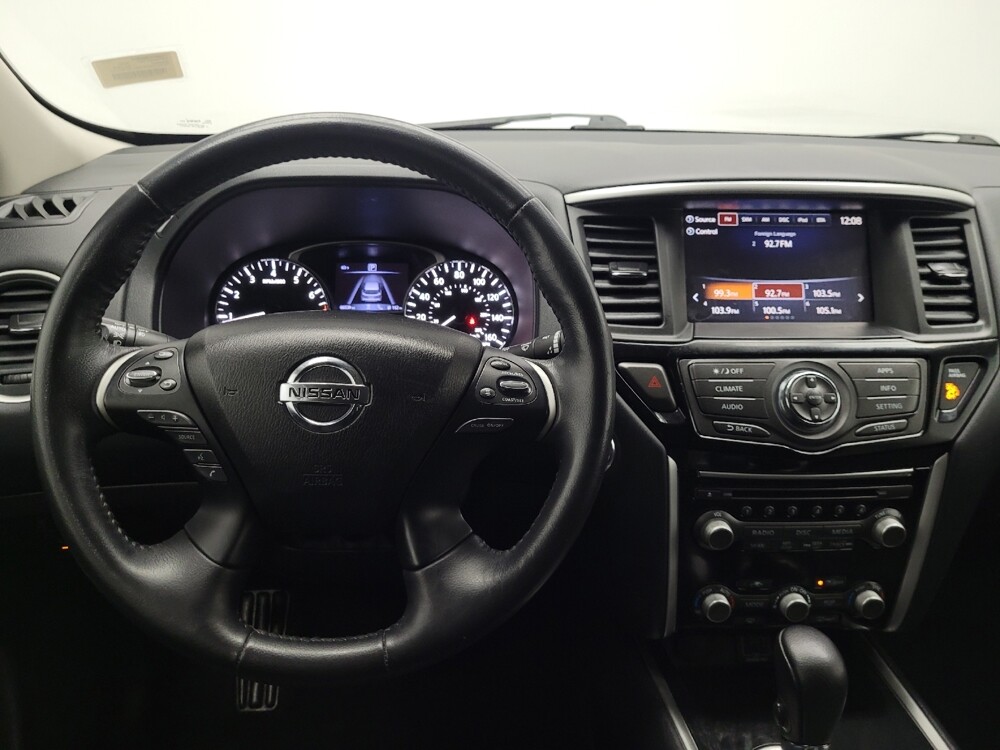 2020 Nissan Pathfinder in Las Vegas, NV 89104 - 18130296 22