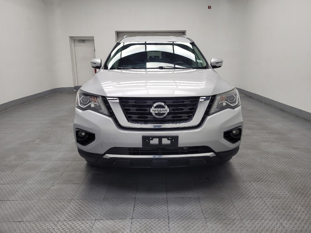 2020 Nissan Pathfinder in Las Vegas, NV 89104 - 18130296 14