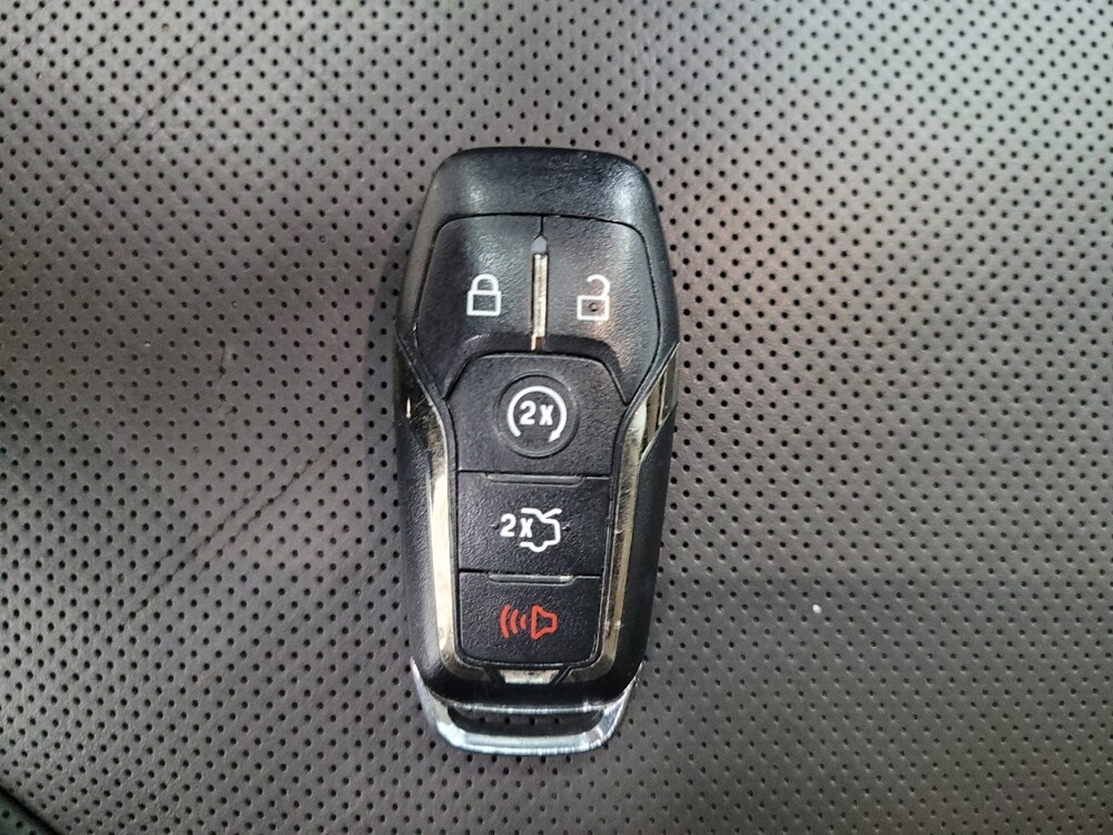 2015 Lincoln MKC in Las Vegas, NV 89104 - 18130297 32