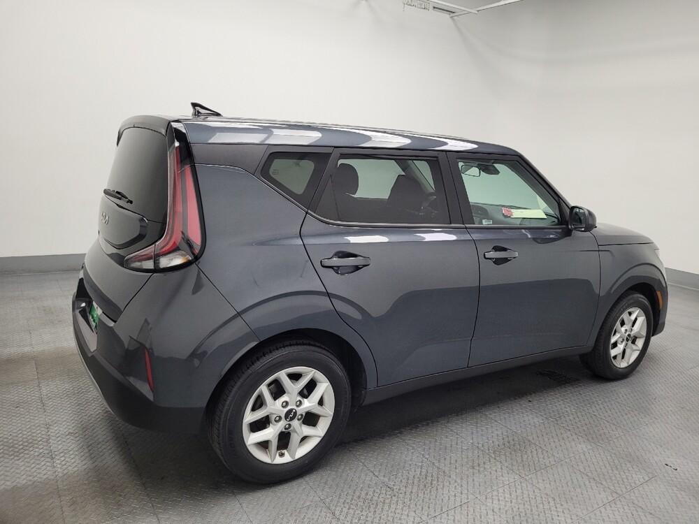 2024 Kia Soul in Las Vegas, NV 89104 - 18130298 10