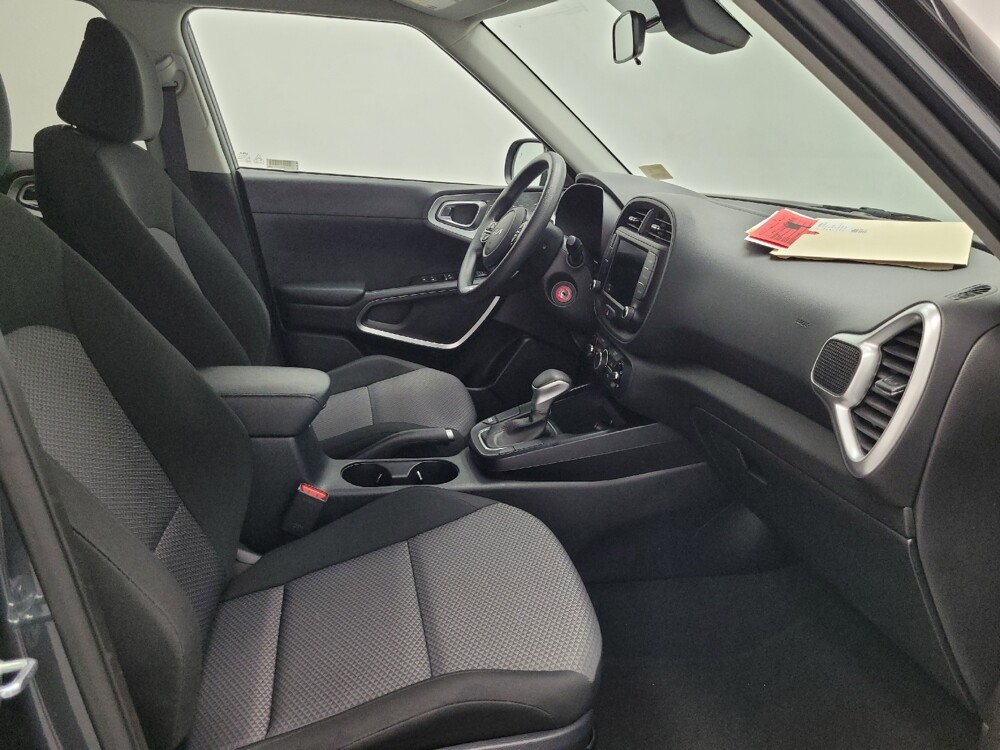 2024 Kia Soul in Las Vegas, NV 89104 - 18130298 21