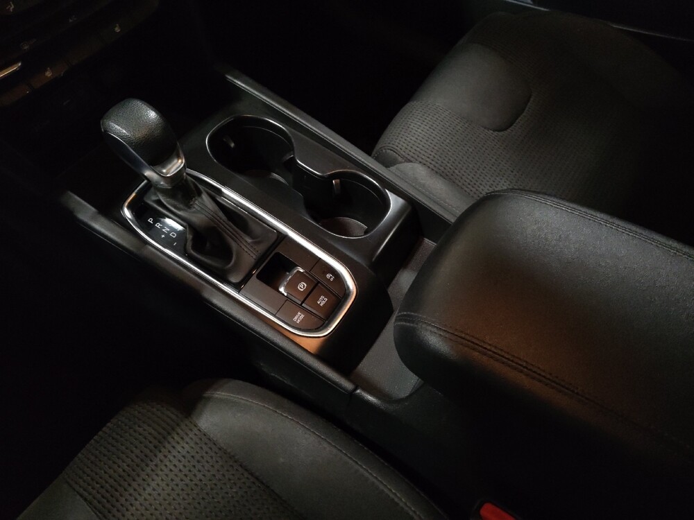 2020 Hyundai Santa Fe in Gainesville, FL 32609 - 18130303 26