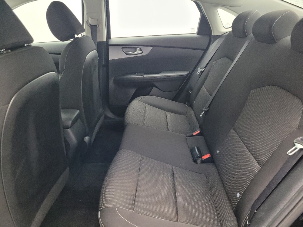 2020 Kia Forte in Gainesville, FL 32609 - 18130305 18