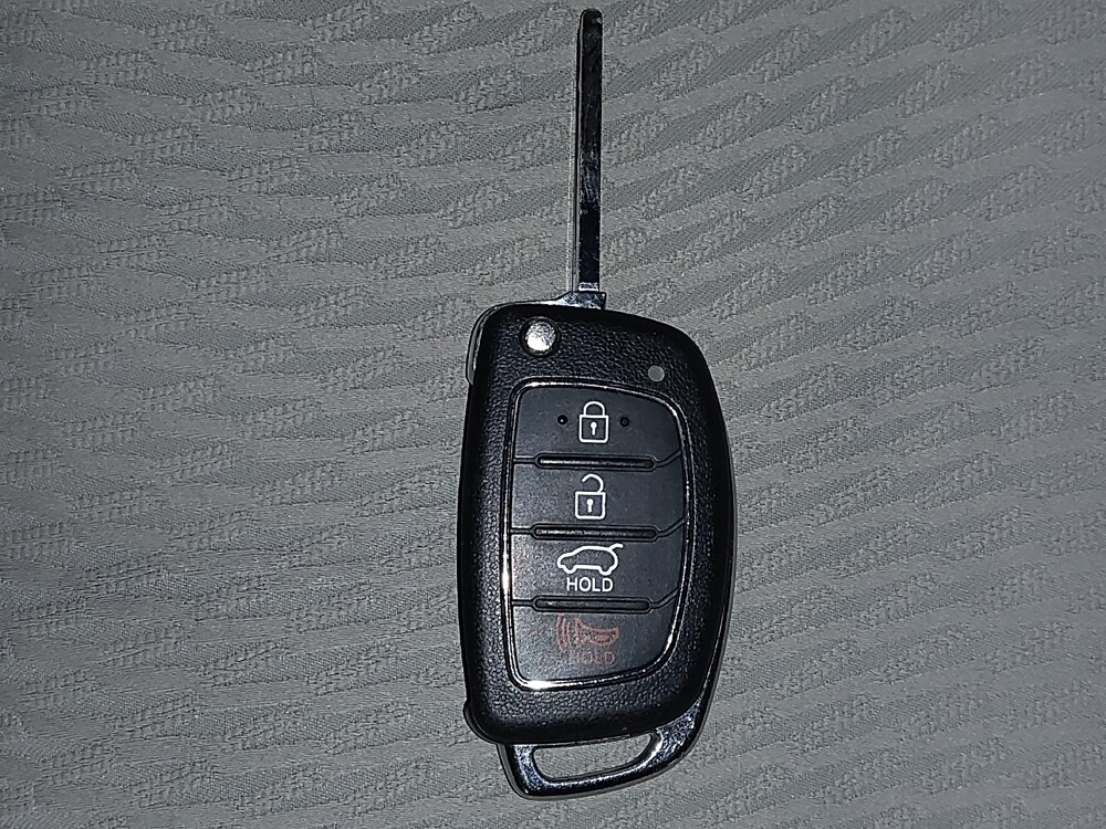 2014 Hyundai Santa Fe in Kissimmee, FL 34744 - 18130310 32