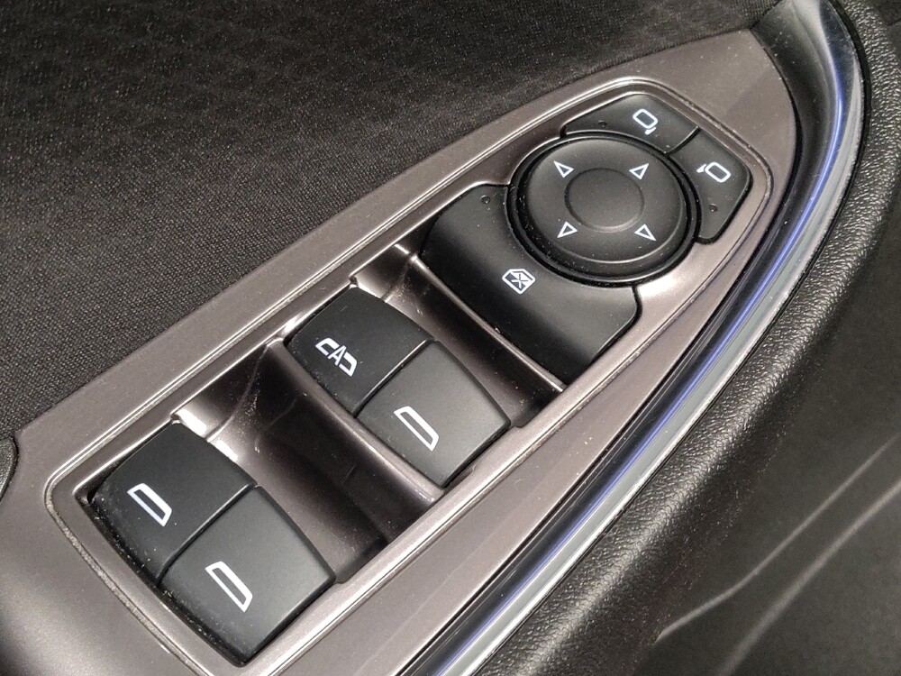 2018 Chevrolet Malibu in Sanford, FL 32773 - 18130312 27