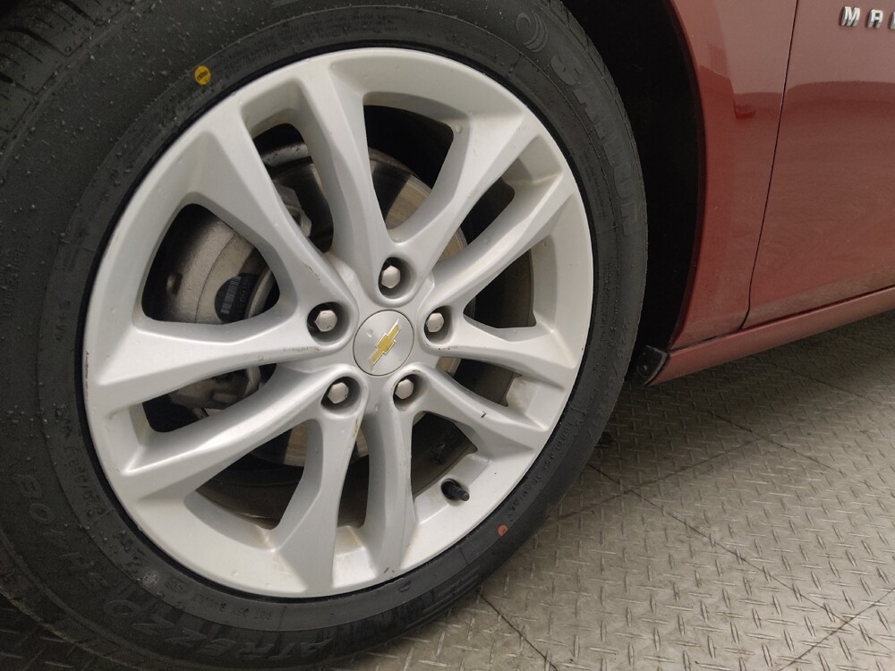 2018 Chevrolet Malibu in Sanford, FL 32773 - 18130312 31