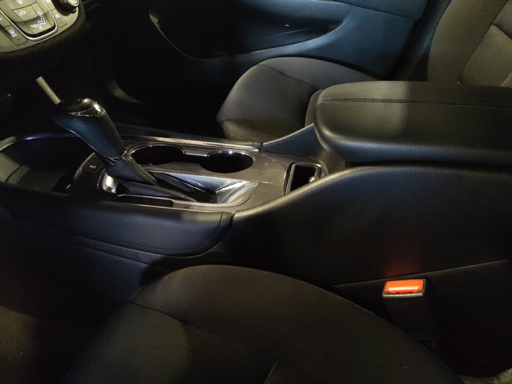 2018 Chevrolet Malibu in Sanford, FL 32773 - 18130312 26