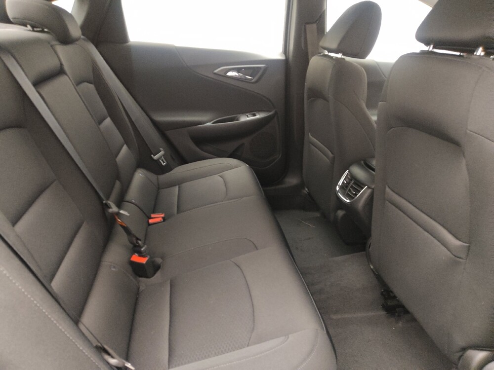 2018 Chevrolet Malibu in Sanford, FL 32773 - 18130312 19