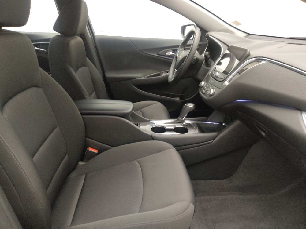 2018 Chevrolet Malibu in Sanford, FL 32773 - 18130312 21