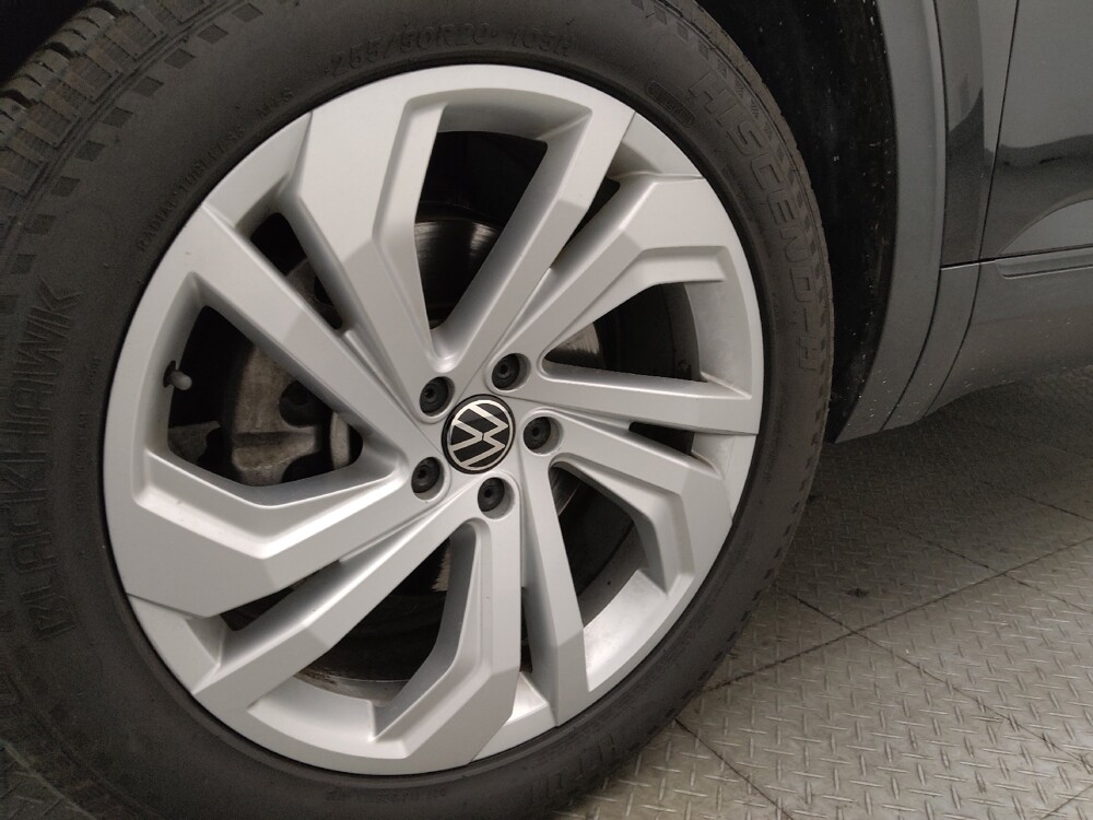 2020 Volkswagen Atlas in Gainesville, FL 32609 - 18130315 31