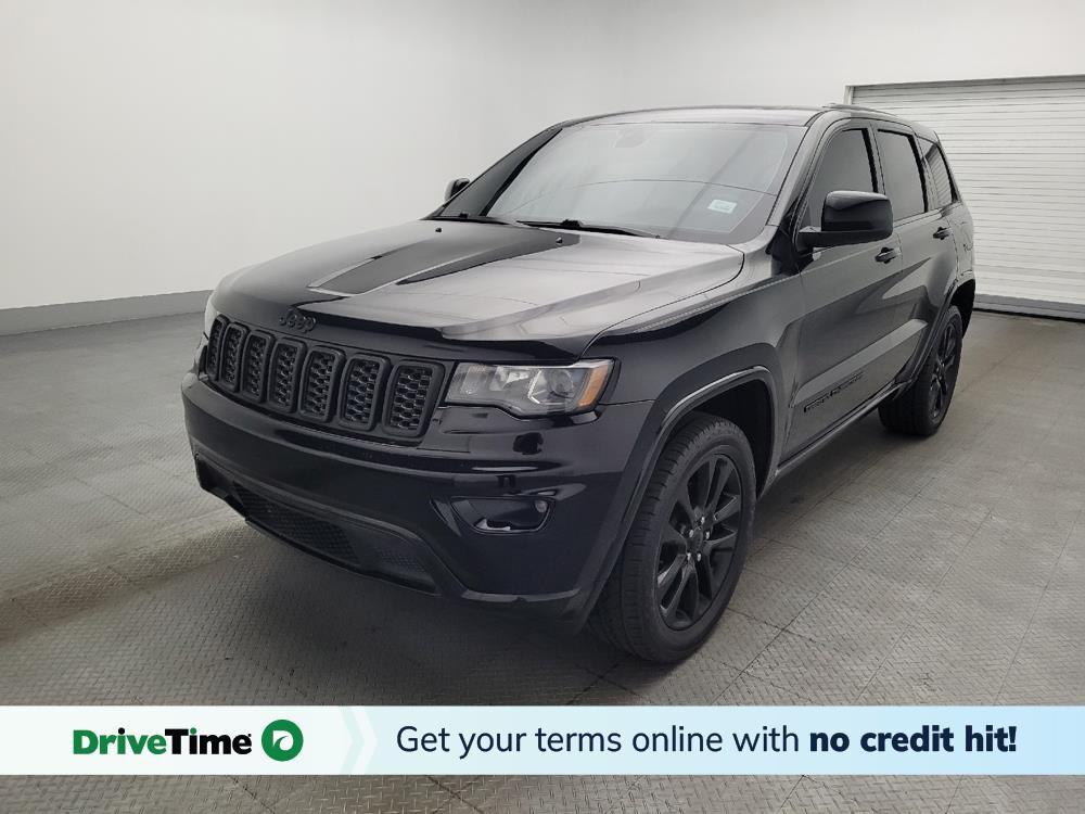 2020 Jeep Grand Cherokee in Gainesville, FL 32609 - 18130316