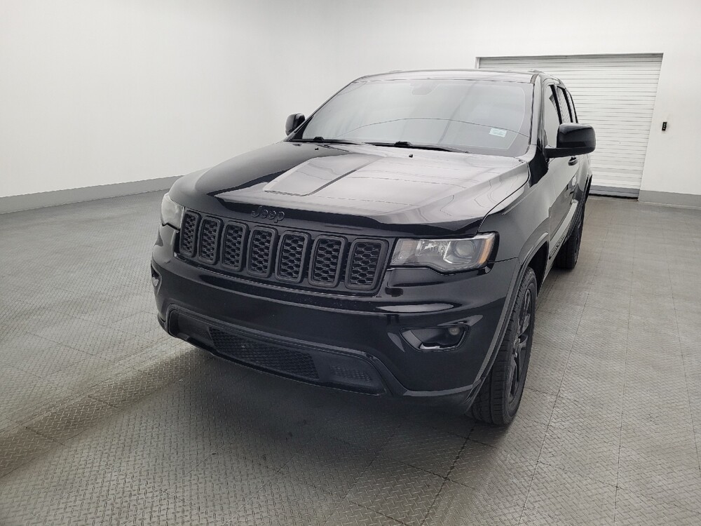 2020 Jeep Grand Cherokee in Gainesville, FL 32609 - 18130316 15