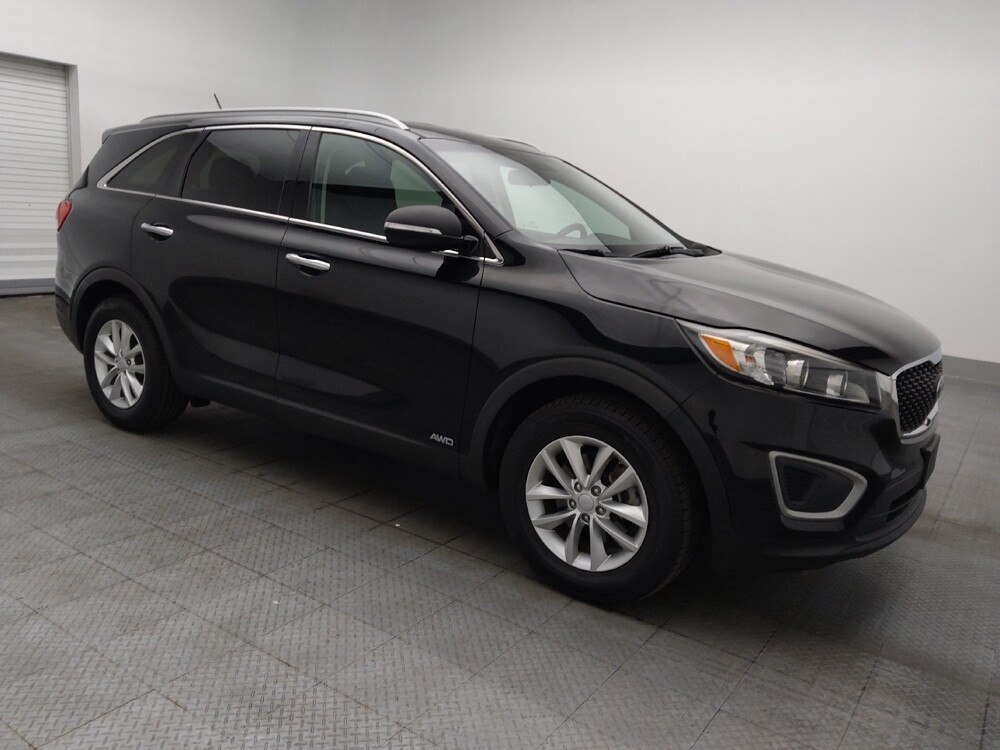 2017 Kia Sorento in Gainesville, FL 32609 - 18130317 11