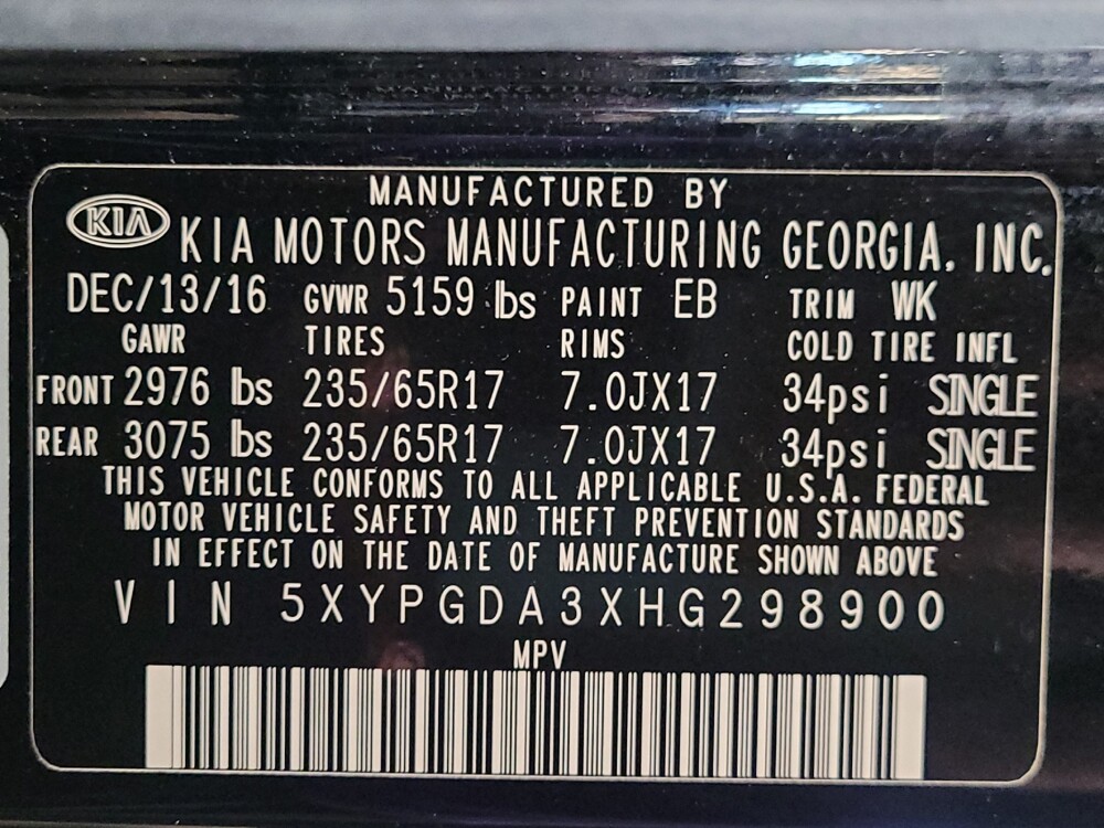 2017 Kia Sorento in Gainesville, FL 32609 - 18130317 33