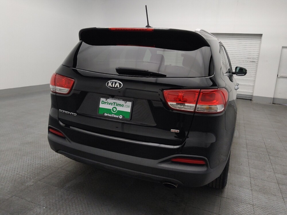 2017 Kia Sorento in Gainesville, FL 32609 - 18130317 7