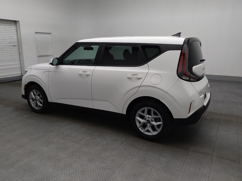 2025 Kia Soul in Gainesville, FL 32609 - 18130321 3