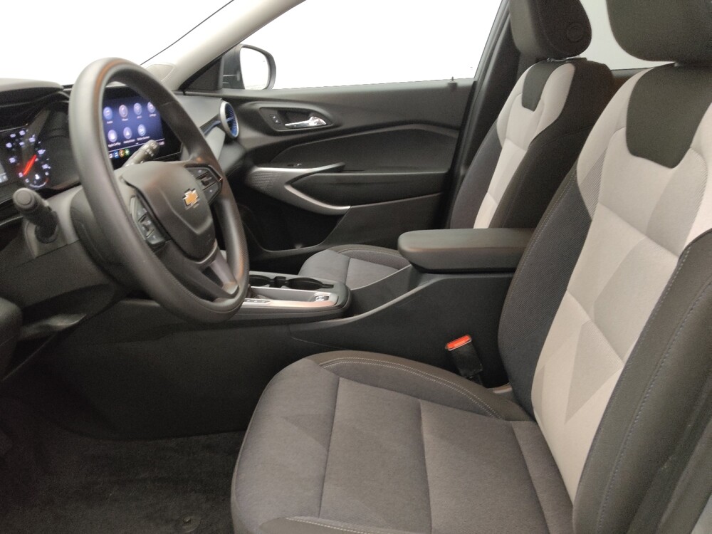 2024 Chevrolet Trax in Gainesville, FL 32609 - 18130330 17