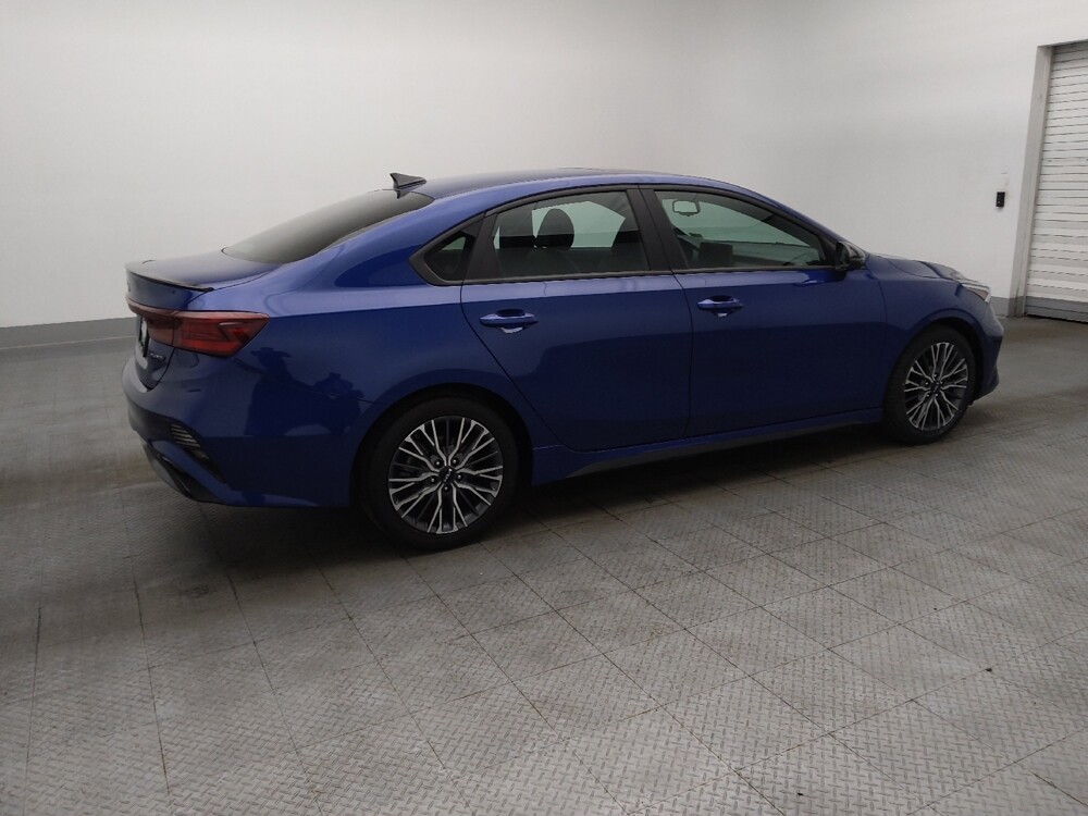 2024 Kia Forte in Lauderdale Lakes, FL 33313 - 18130331 10