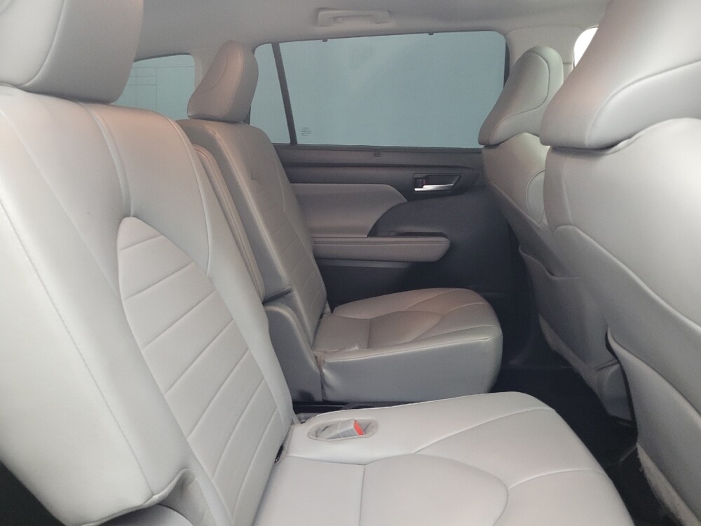 2020 Toyota Highlander in Columbia, SC 29210 - 18130335 19
