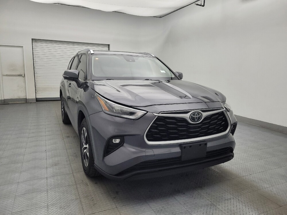 2020 Toyota Highlander in Columbia, SC 29210 - 18130335 14