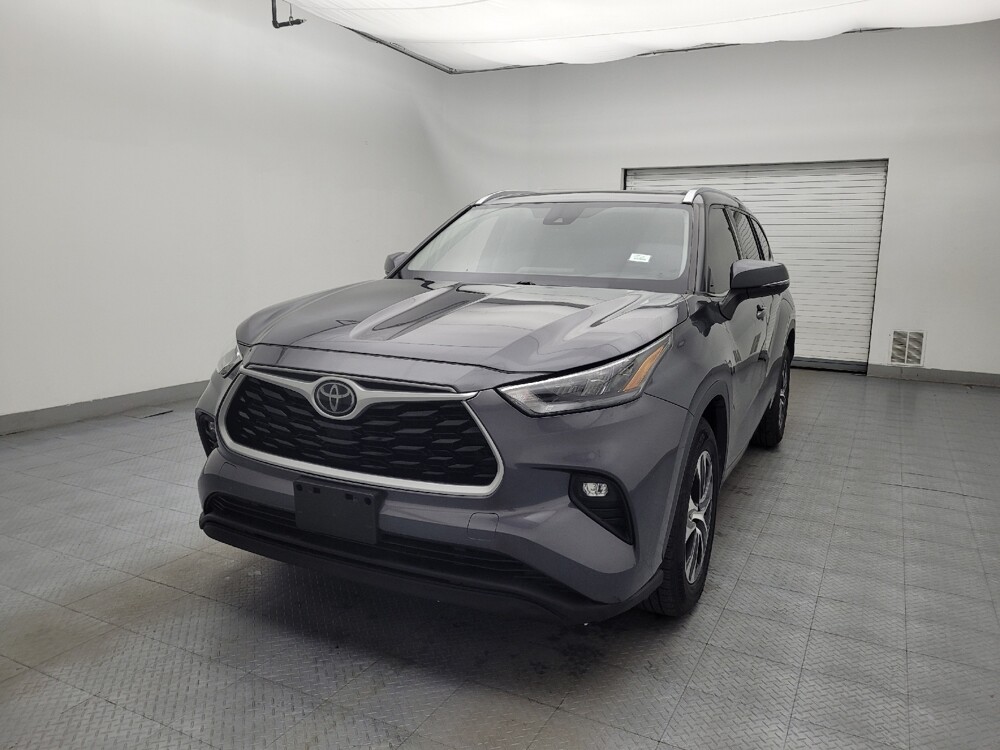 2020 Toyota Highlander in Columbia, SC 29210 - 18130335 15