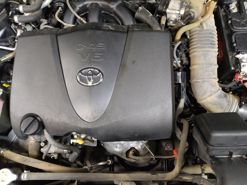 2020 Toyota Highlander in Columbia, SC 29210 - 18130335 30