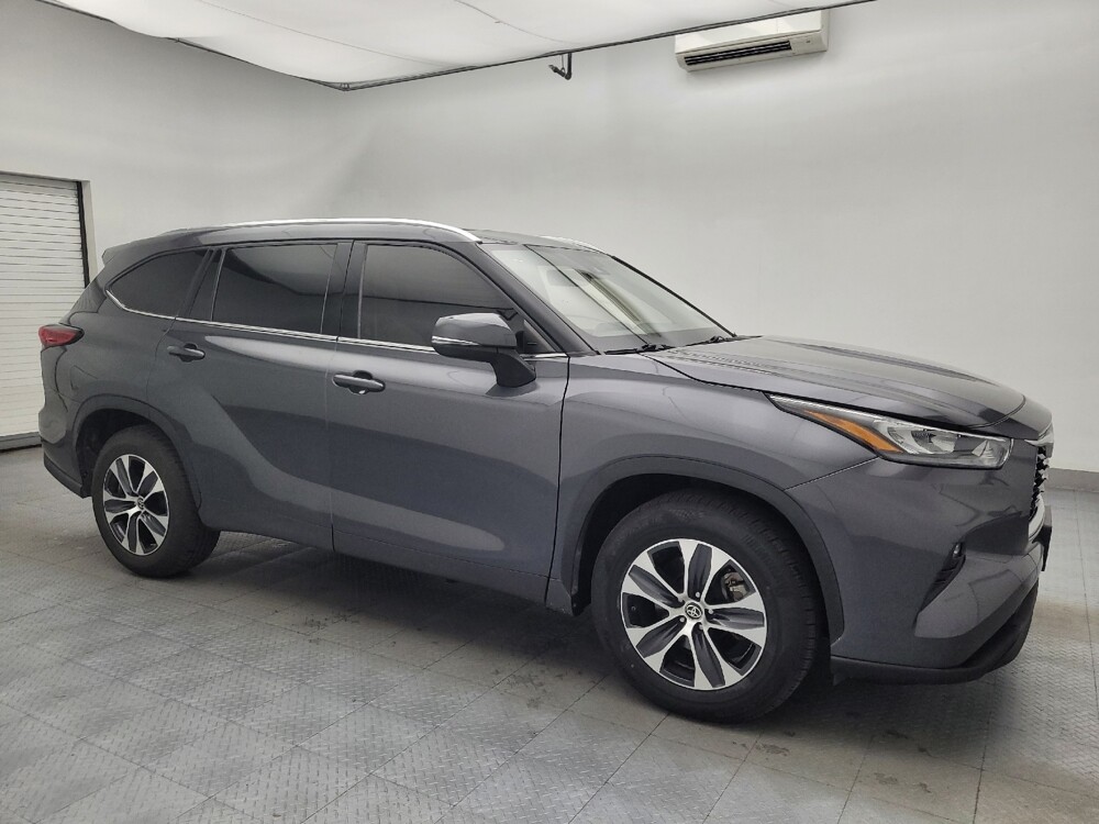 2020 Toyota Highlander in Columbia, SC 29210 - 18130335 11