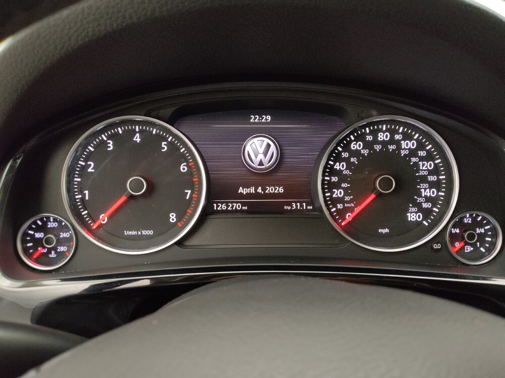 2016 Volkswagen Touareg in Denver, CO 80012 - 18130348 23