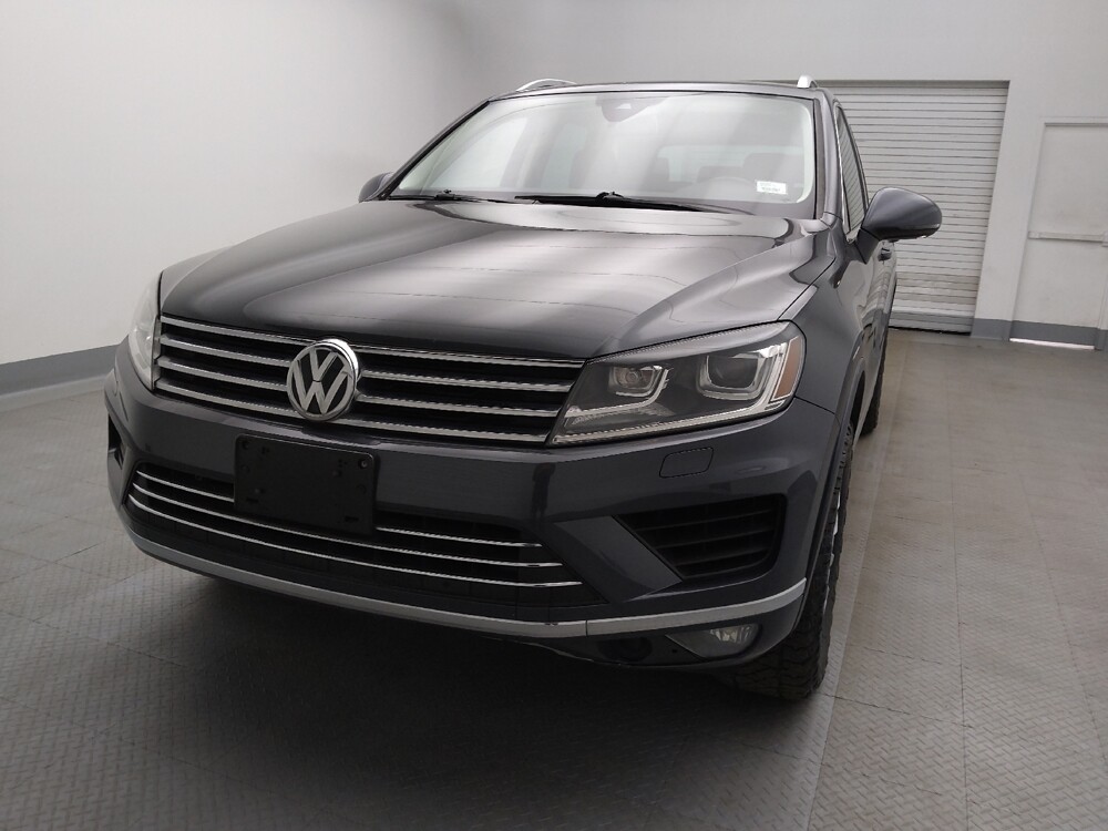 2016 Volkswagen Touareg in Denver, CO 80012 - 18130348 15