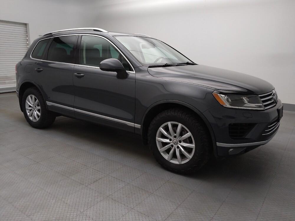 2016 Volkswagen Touareg in Denver, CO 80012 - 18130348 11