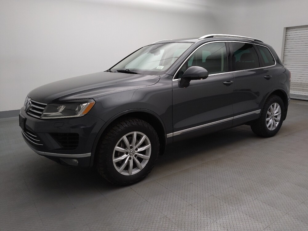 2016 Volkswagen Touareg in Denver, CO 80012 - 18130348 2