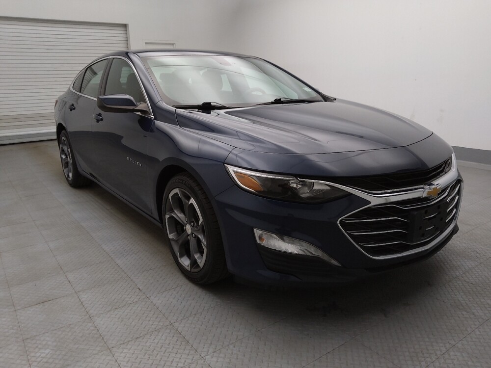 2022 Chevrolet Malibu in Denver, CO 80012 - 18130354 13